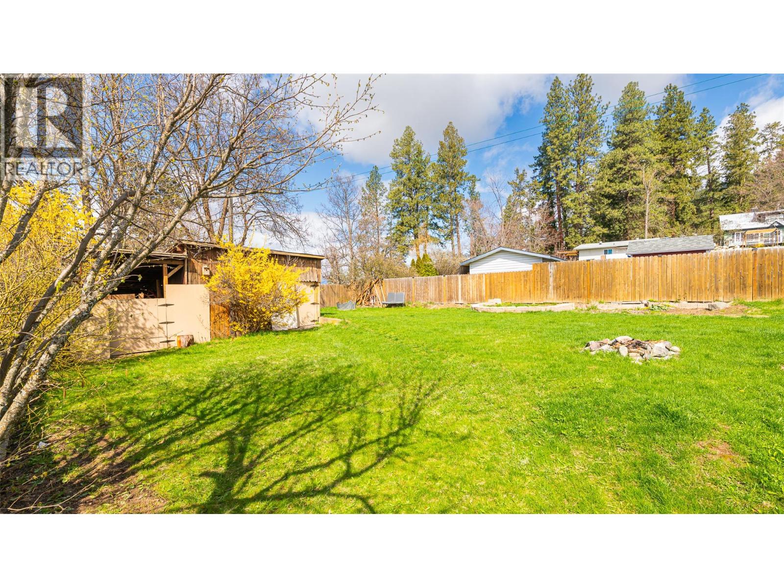 115 24th Avenue N, Creston, British Columbia  V0B 1G5 - Photo 12 - 10384235