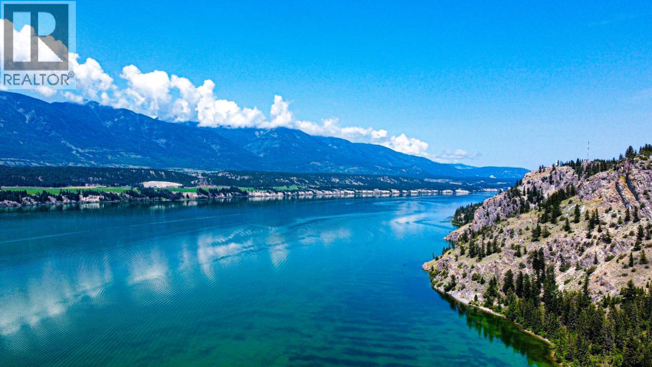 8785 Grainger Road, Canal Flats, British Columbia  V0B 1B0 - Photo 23 - 10384285