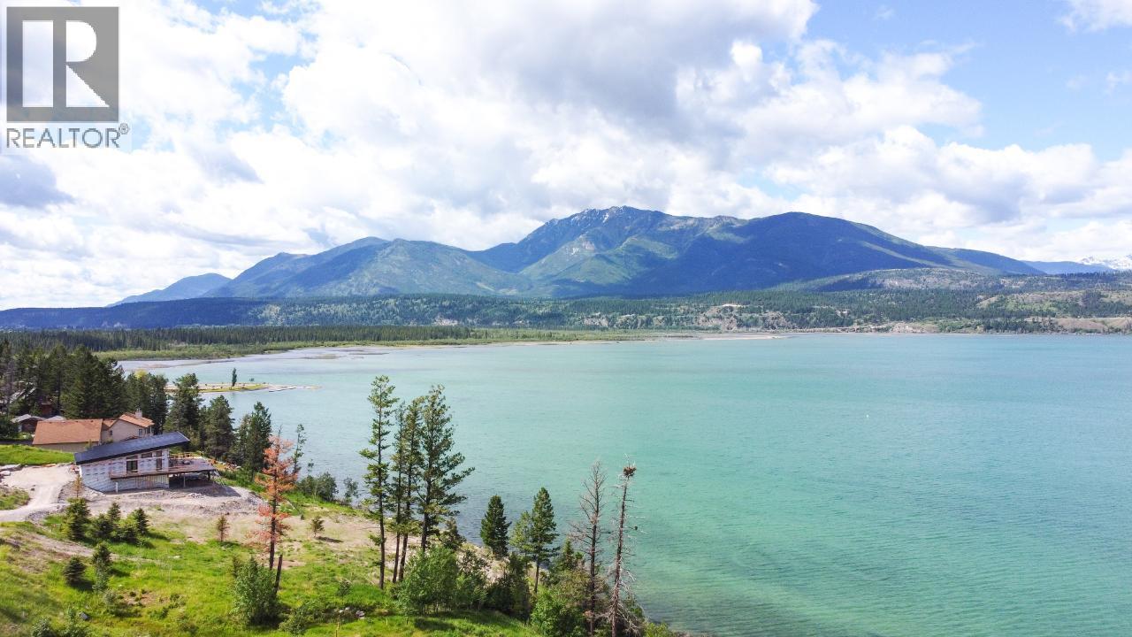 8785 Grainger Road, Canal Flats, British Columbia  V0B 1B0 - Photo 29 - 10384285