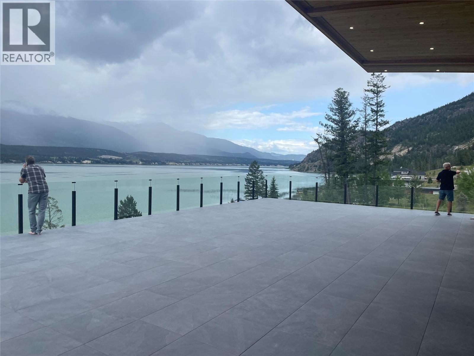 8692 Cottage Lane, Canal Flats, British Columbia  V0B 1B0 - Photo 18 - 10384288