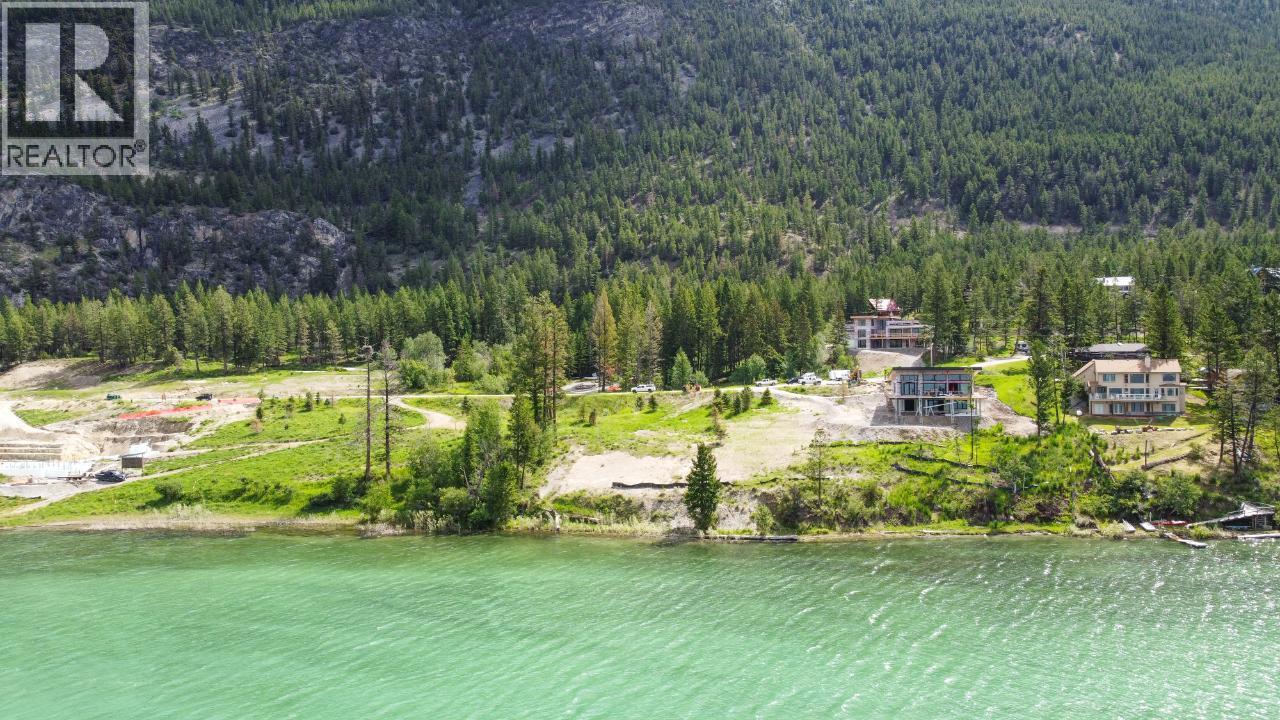 8692 Cottage Lane, Canal Flats, British Columbia  V0B 1B0 - Photo 29 - 10384288