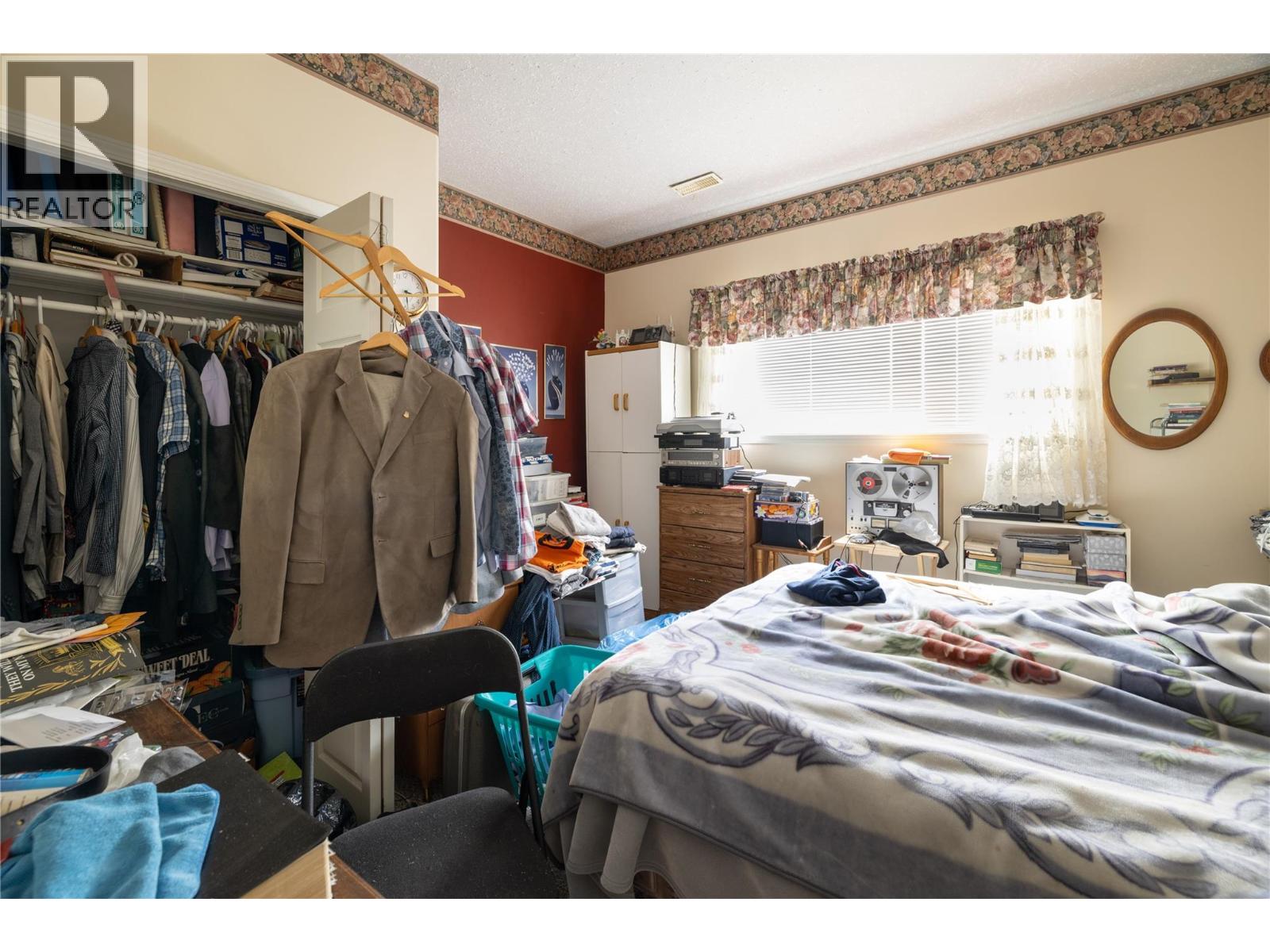 4805 Valleyview Place, Vernon, British Columbia  V1T 9L6 - Photo 28 - 10384303