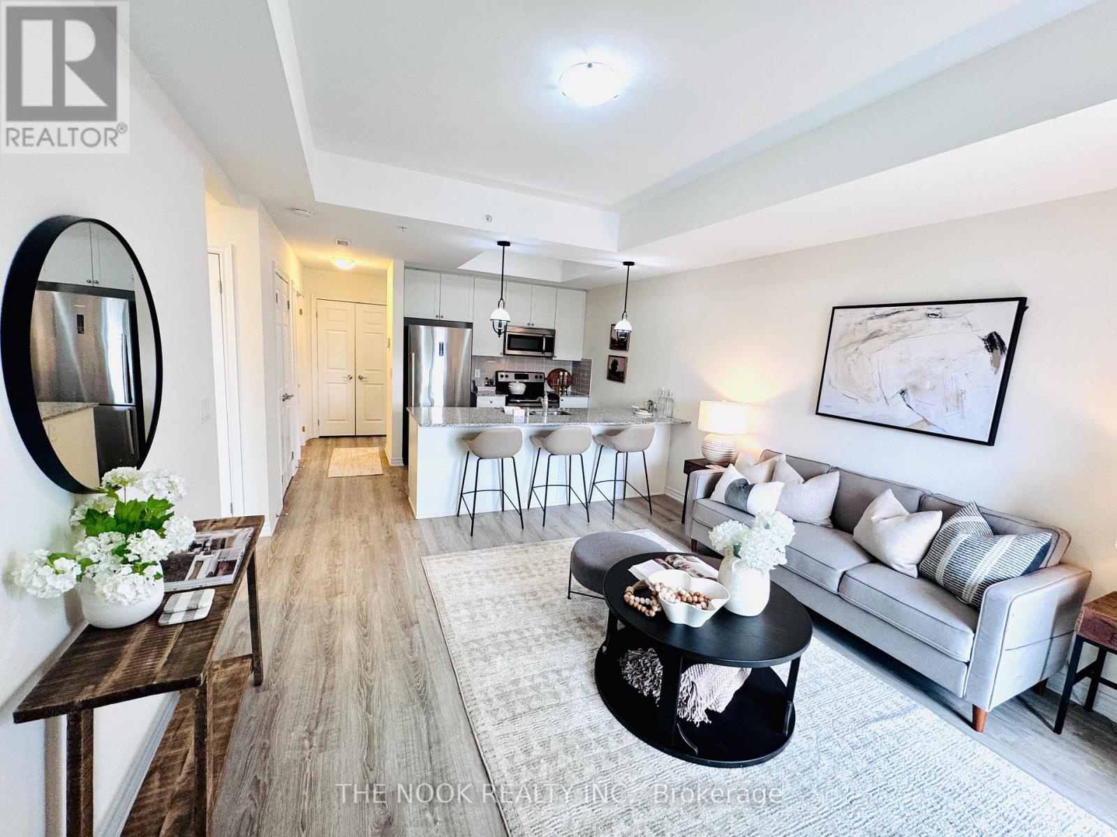 213 - 670 GORDON STREET, Whitby, Ontario