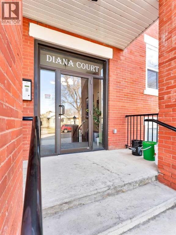 106, 371 Aberdeen Street Se, Medicine Hat, Alberta  T1A 0R3 - Photo 2 - A2296949