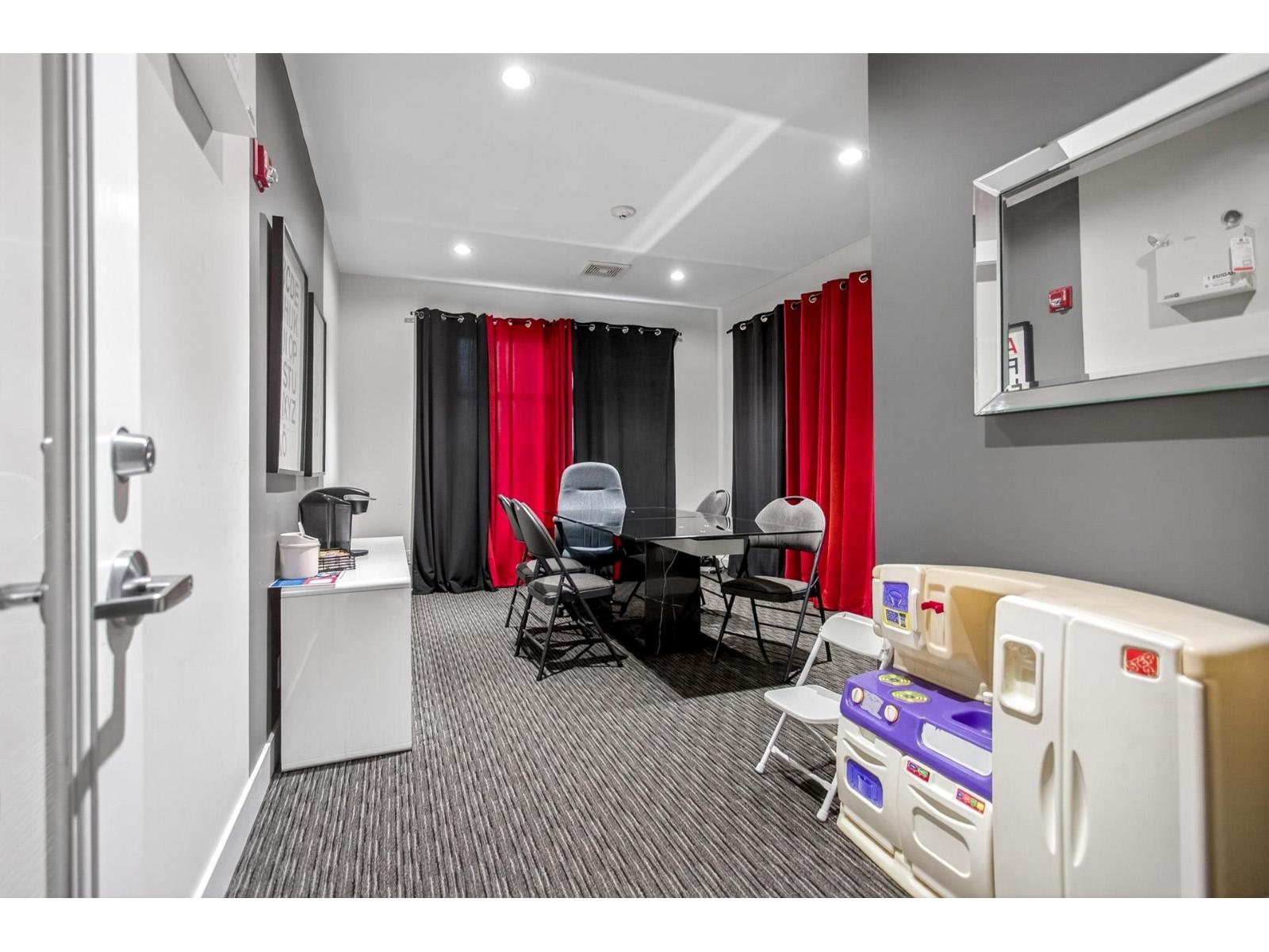 74 6299 144 Street, Surrey, British Columbia  V3X 1A2 - Photo 39 - R3113188