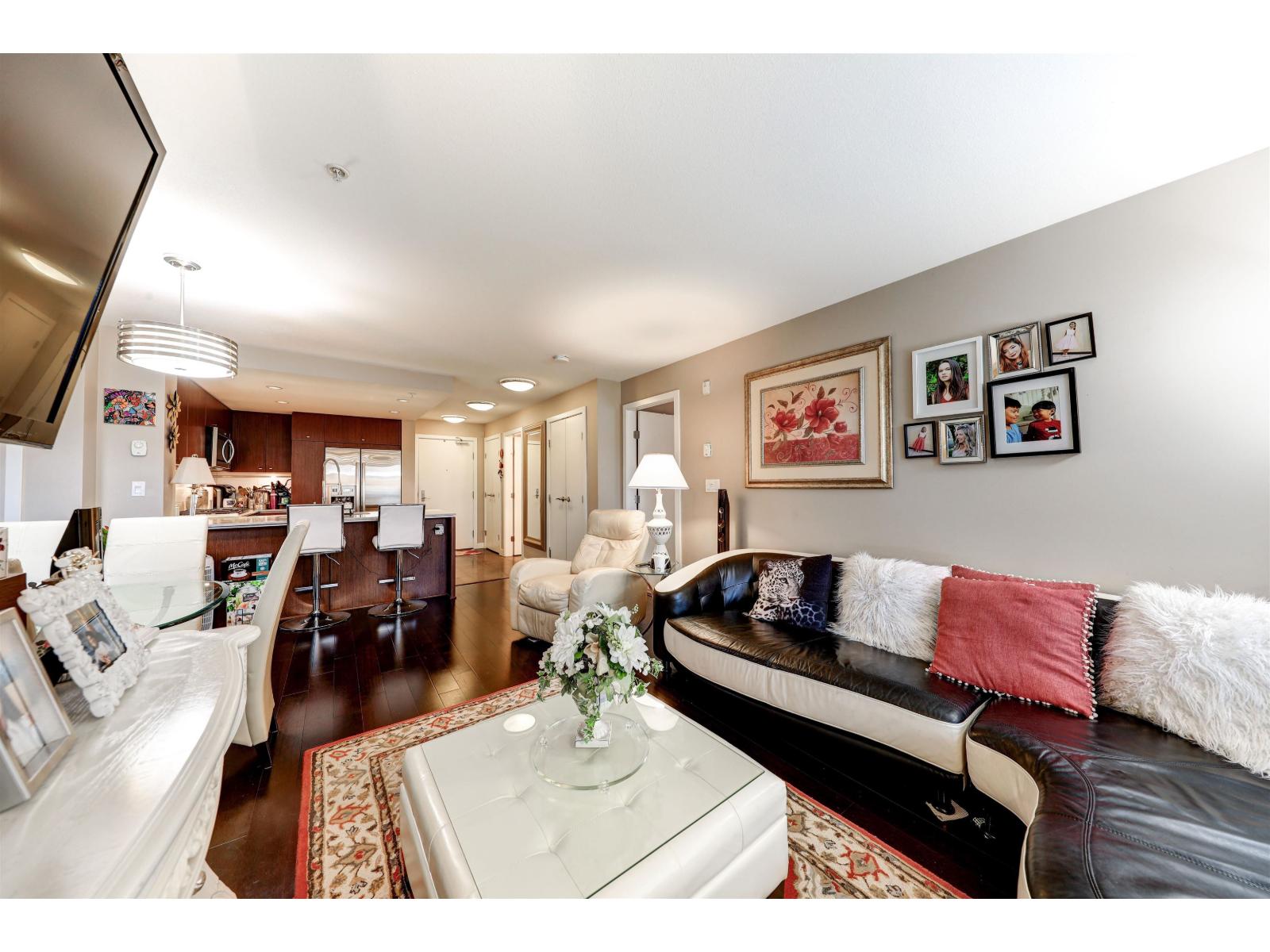 205 2940 King George Boulevard, Surrey, British Columbia  V4P 1A2 - Photo 11 - R3107000