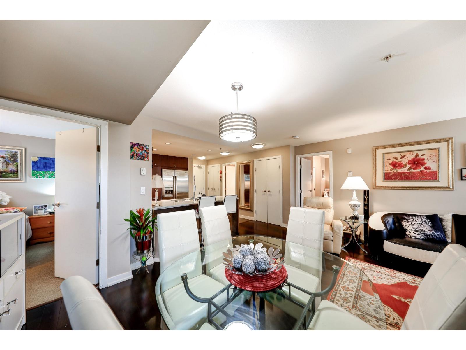 205 2940 King George Boulevard, Surrey, British Columbia  V4P 1A2 - Photo 13 - R3107000