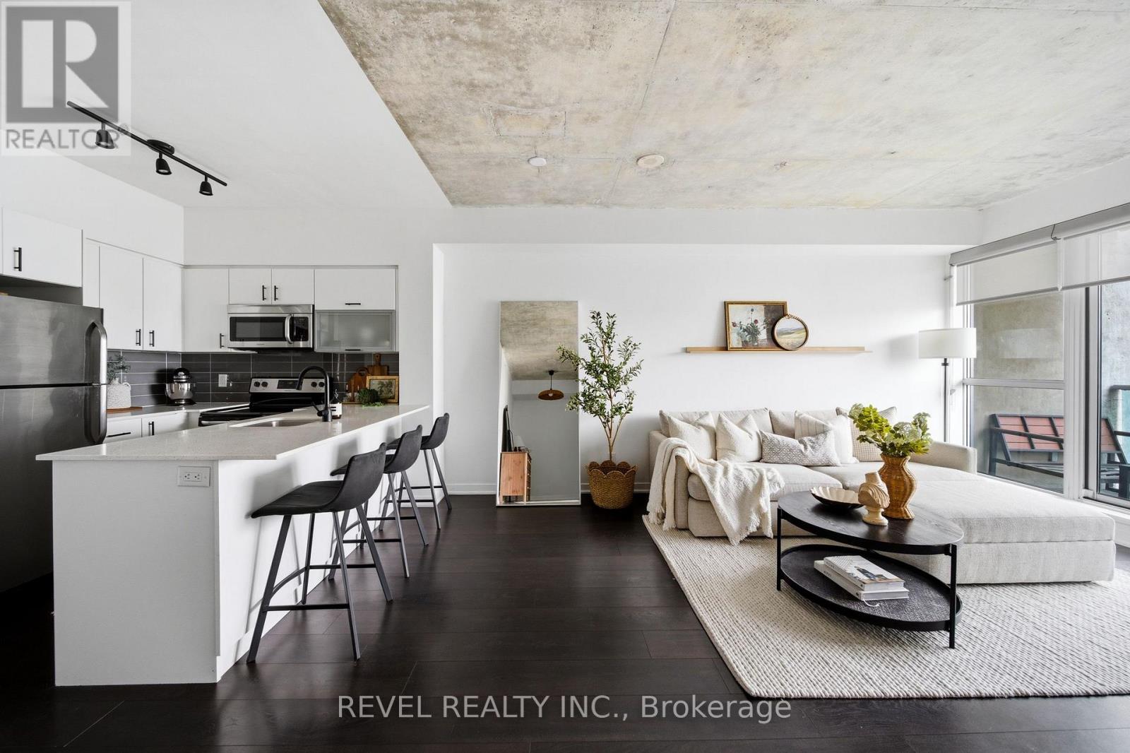 2701 - 150 EAST LIBERTY STREET, Toronto, Ontario