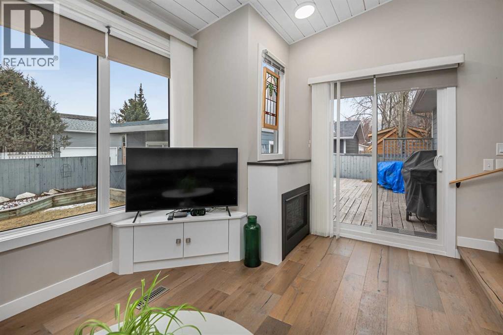 5689 Brenner Crescent NW, Calgary, Alberta  T2L 1Z3 - Photo 7 - A2296190