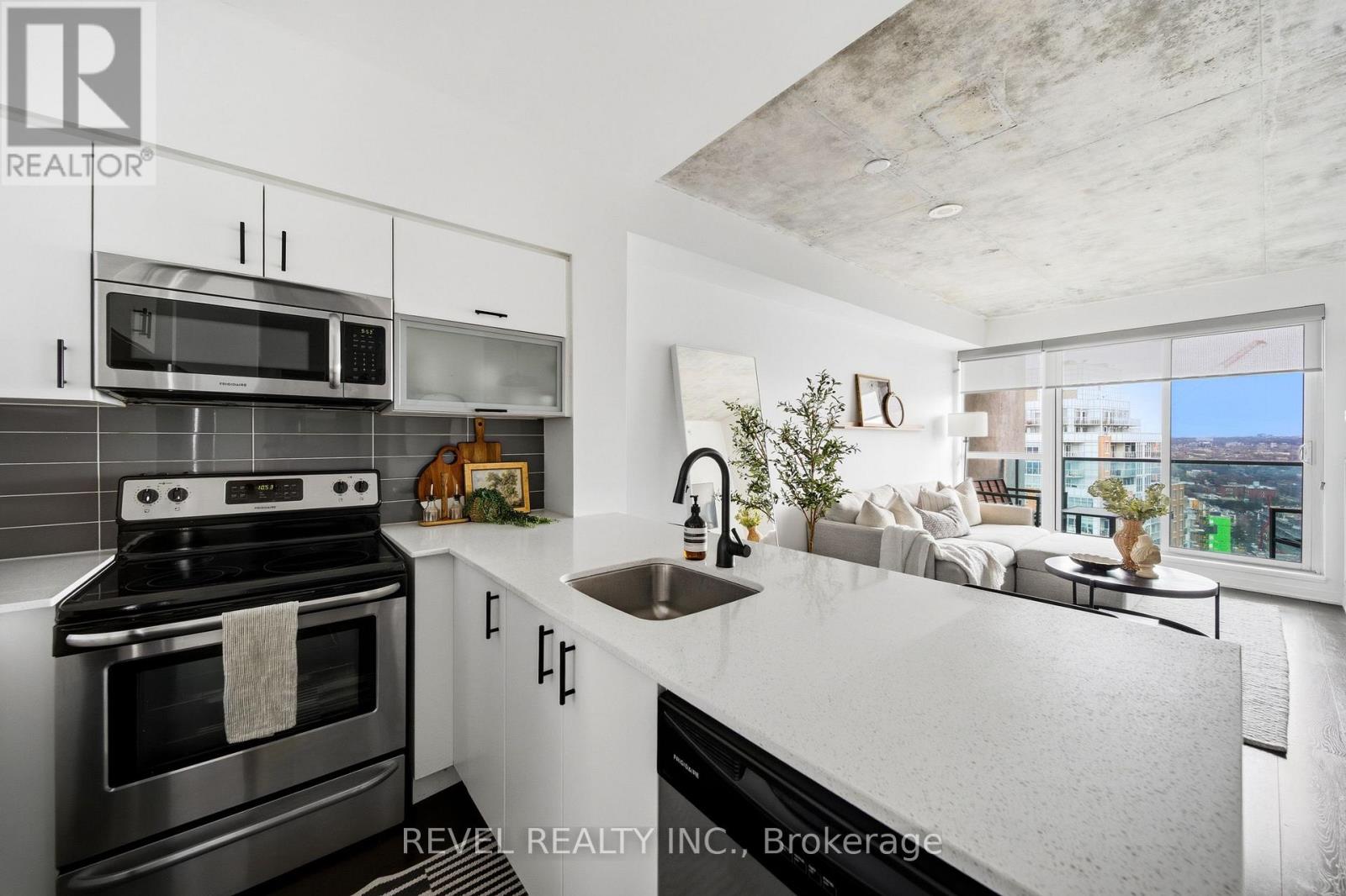 2701 - 150 East Liberty Street, Toronto, Ontario  M6K 3R5 - Photo 6 - C13030762