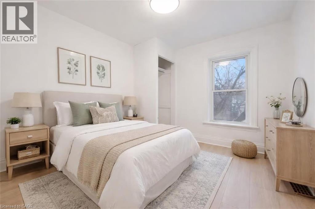 136 Paisley Street, Guelph, Ontario  N1H 2P1 - Photo 6 - 40806400