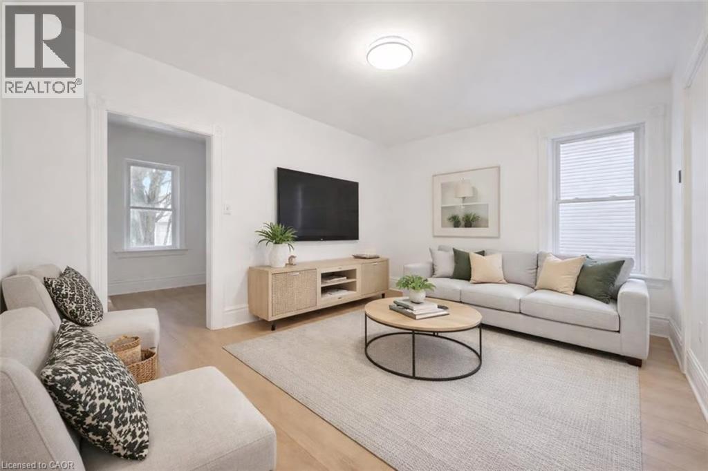 136 PAISLEY Street, Guelph, Ontario