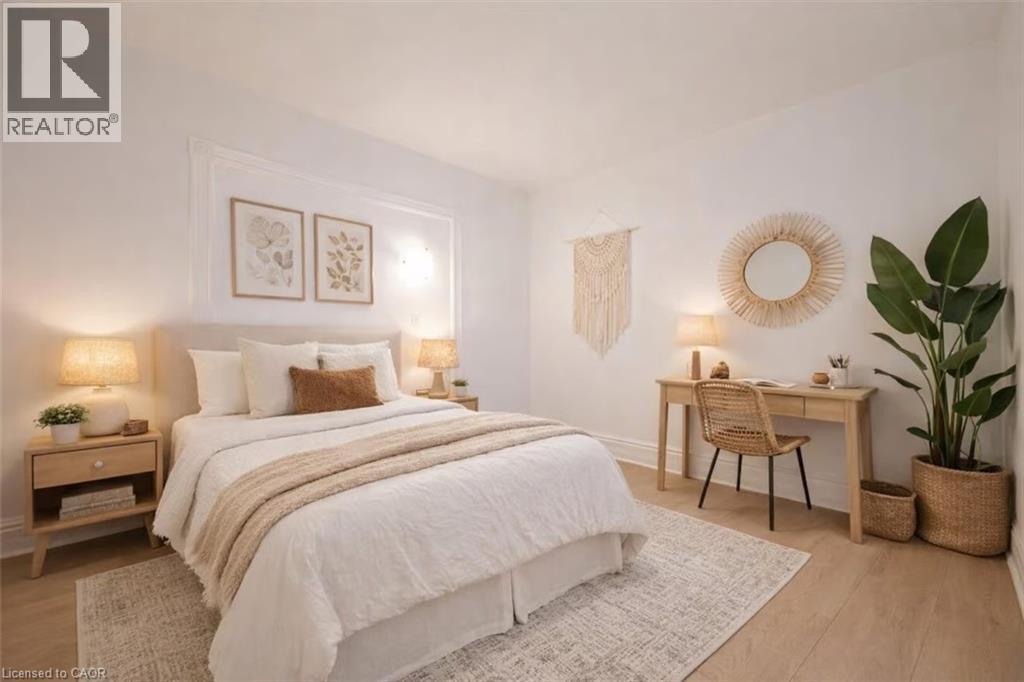 136 Paisley Street, Guelph, Ontario  N1H 2P1 - Photo 4 - 40806400