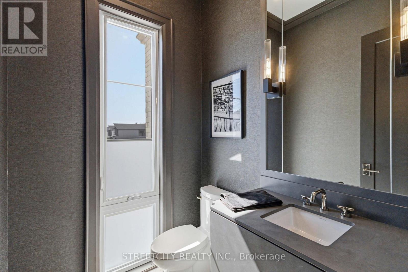 326 Manhattan Drive, London South, Ontario  N6K 4M7 - Photo 31 - X13030876