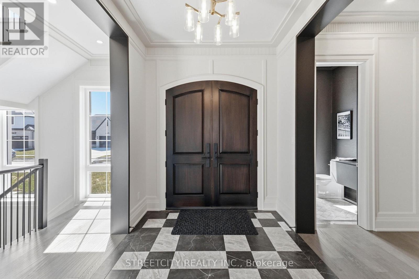 326 Manhattan Drive, London South, Ontario  N6K 4M7 - Photo 4 - X13030876