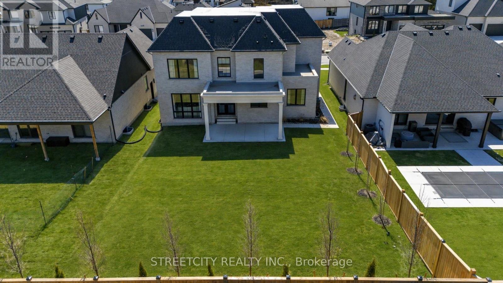 326 Manhattan Drive, London South, Ontario  N6K 4M7 - Photo 47 - X13030876