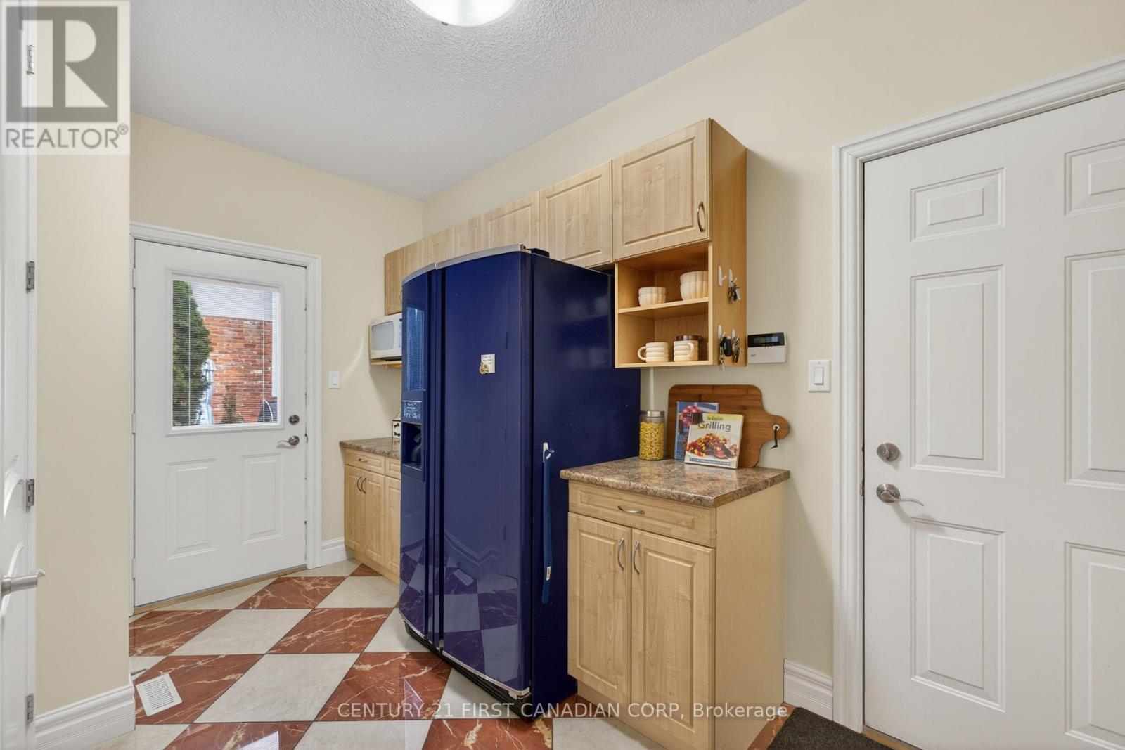 2 - 7222 Clayton Walk, London South, Ontario  N6P 1W1 - Photo 21 - X13030902