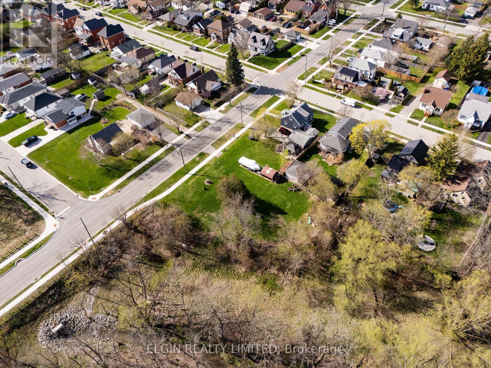 36 Third Avenue, St. Thomas, Ontario  N5R 4K1 - Photo 10 - X13030968