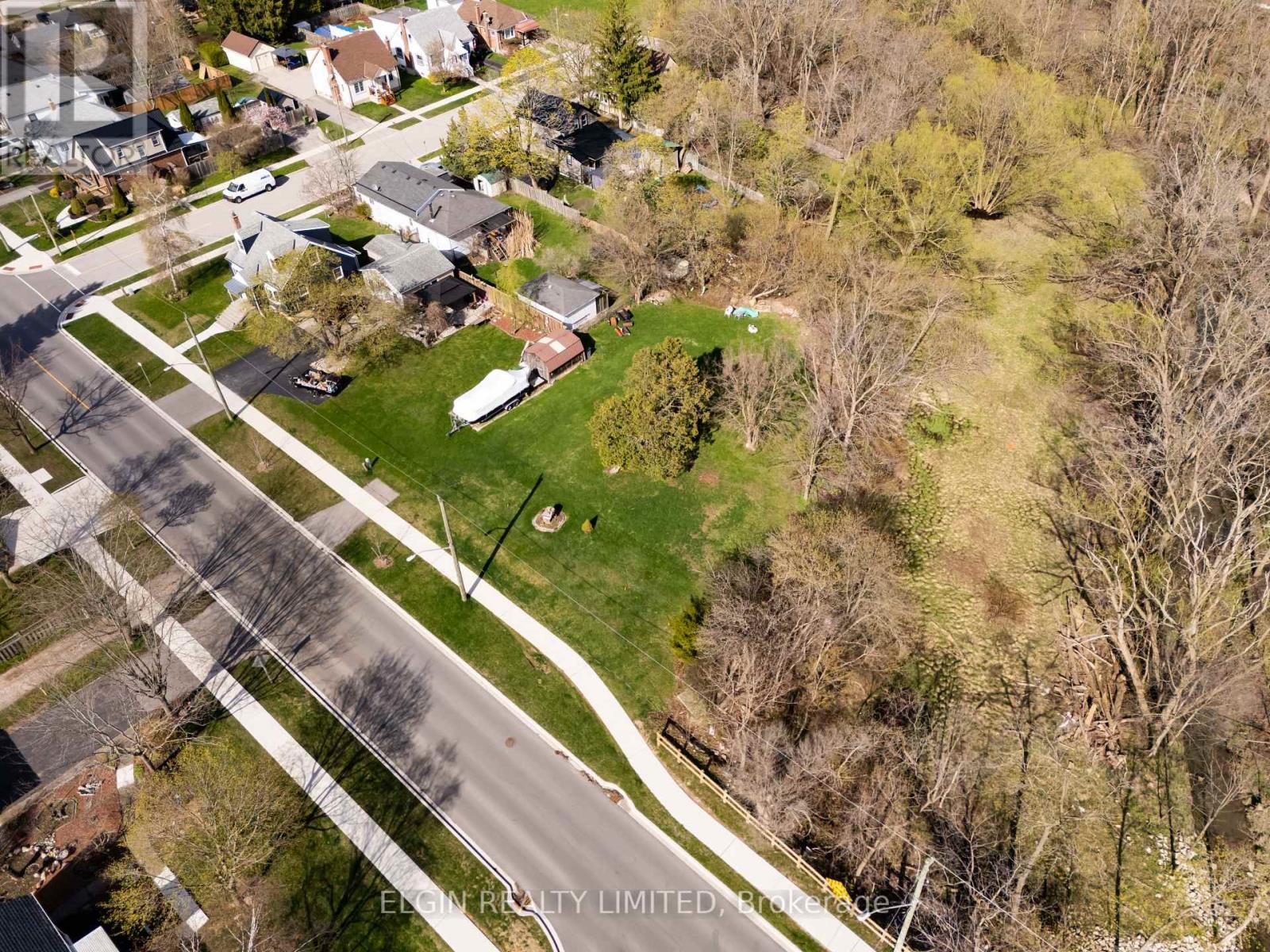 36 Third Avenue, St. Thomas, Ontario  N5R 4K1 - Photo 4 - X13030968