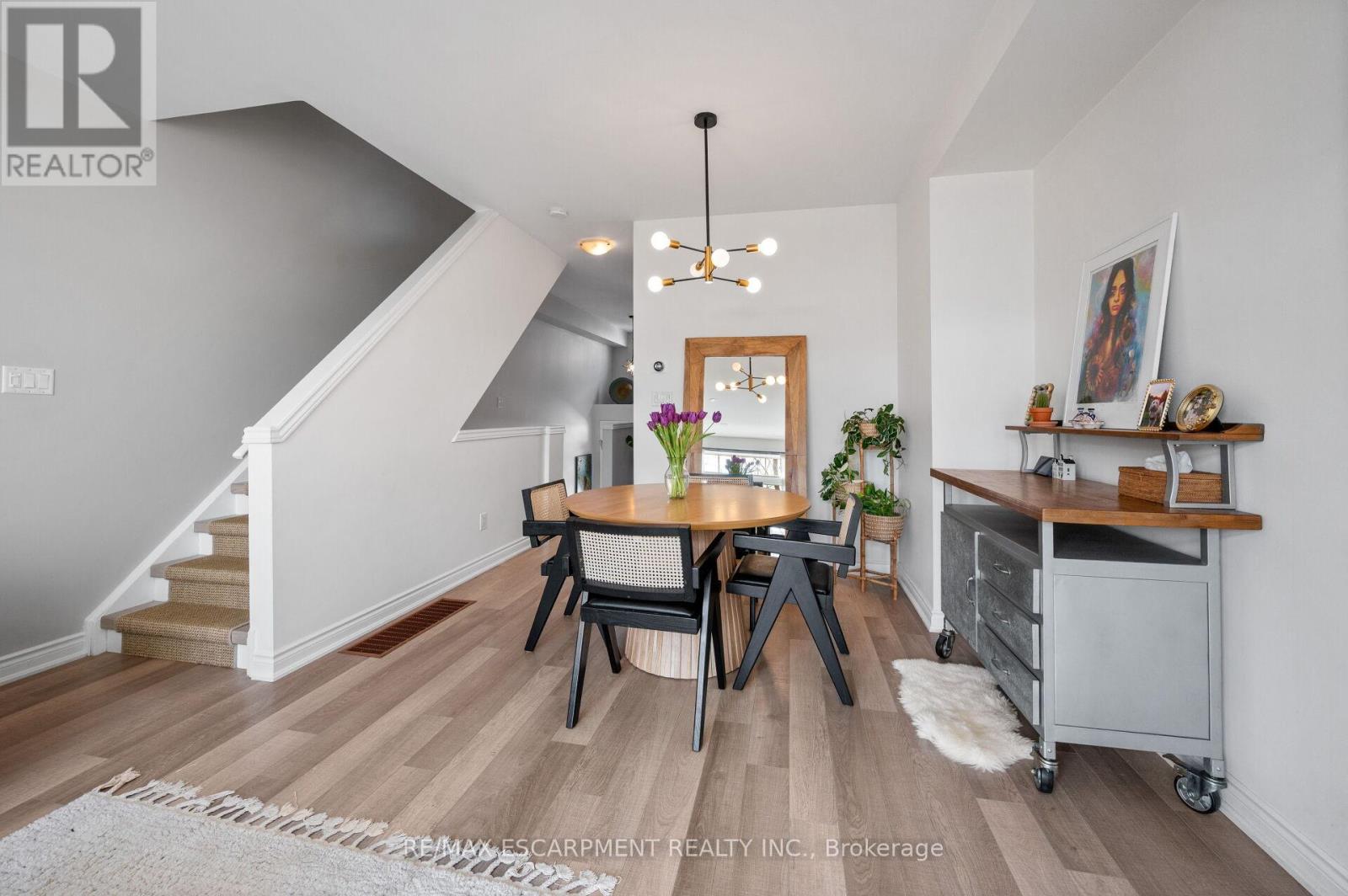 2458 Scholars Common, Burlington, Ontario  L7P 2W2 - Photo 17 - W13030668