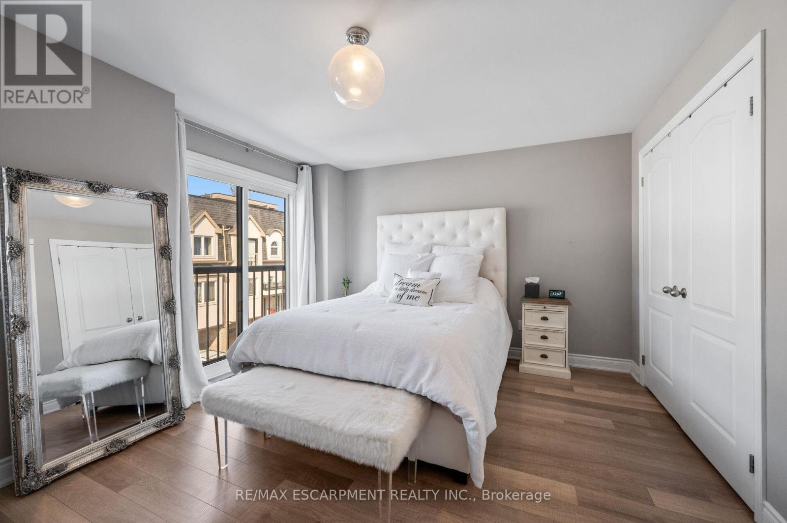 2458 Scholars Common, Burlington, Ontario  L7P 2W2 - Photo 28 - W13030668