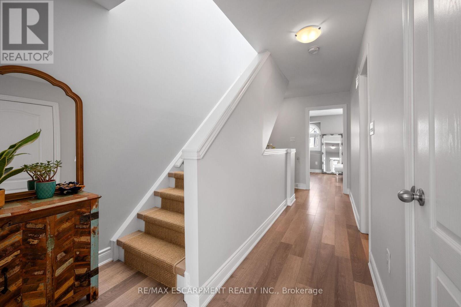 2458 Scholars Common, Burlington, Ontario  L7P 2W2 - Photo 38 - W13030668