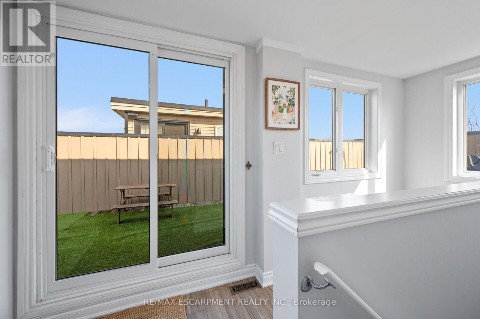 2458 Scholars Common, Burlington, Ontario  L7P 2W2 - Photo 41 - W13030668