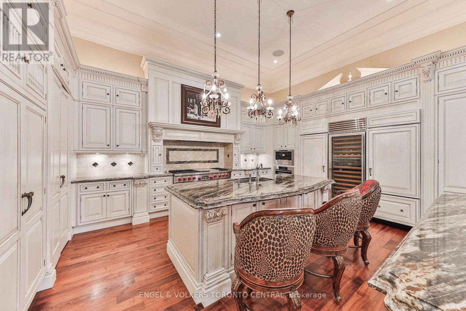 489 Lakeshore Road E, Oakville, Ontario  L6J 1K4 - Photo 12 - W13030806