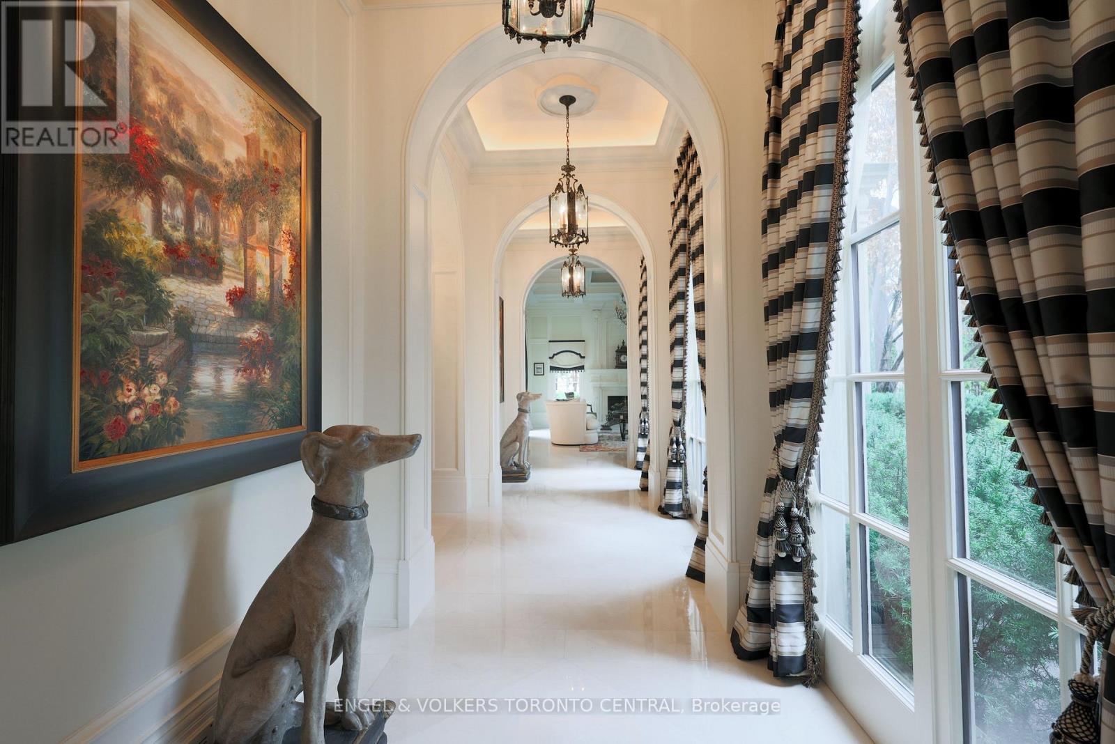 489 Lakeshore Road E, Oakville, Ontario  L6J 1K4 - Photo 16 - W13030806