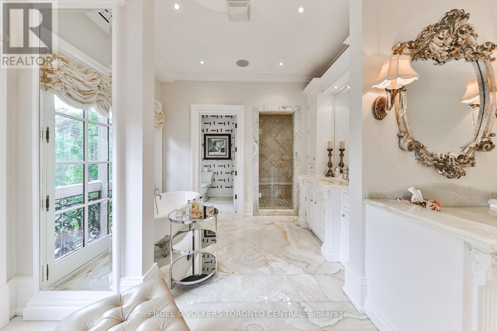 489 Lakeshore Road E, Oakville, Ontario  L6J 1K4 - Photo 39 - W13030806