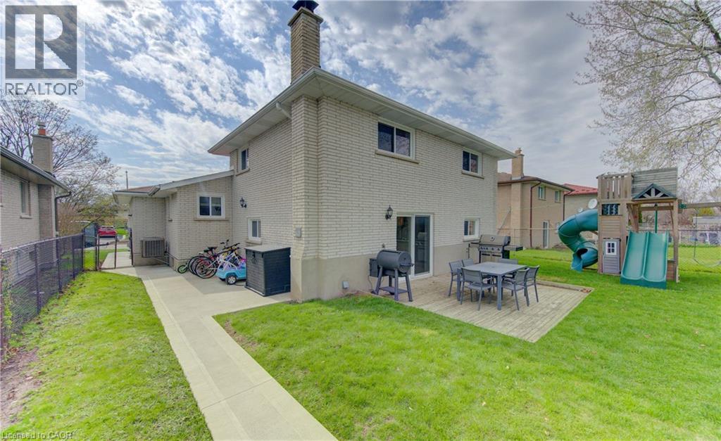 198 The Country Way, Kitchener, Ontario  N2E 2P4 - Photo 24 - 40808320