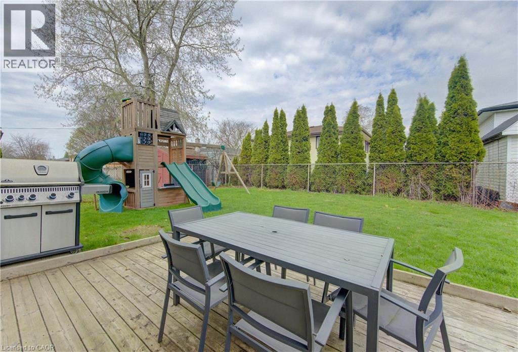 198 The Country Way, Kitchener, Ontario  N2E 2P4 - Photo 26 - 40808320