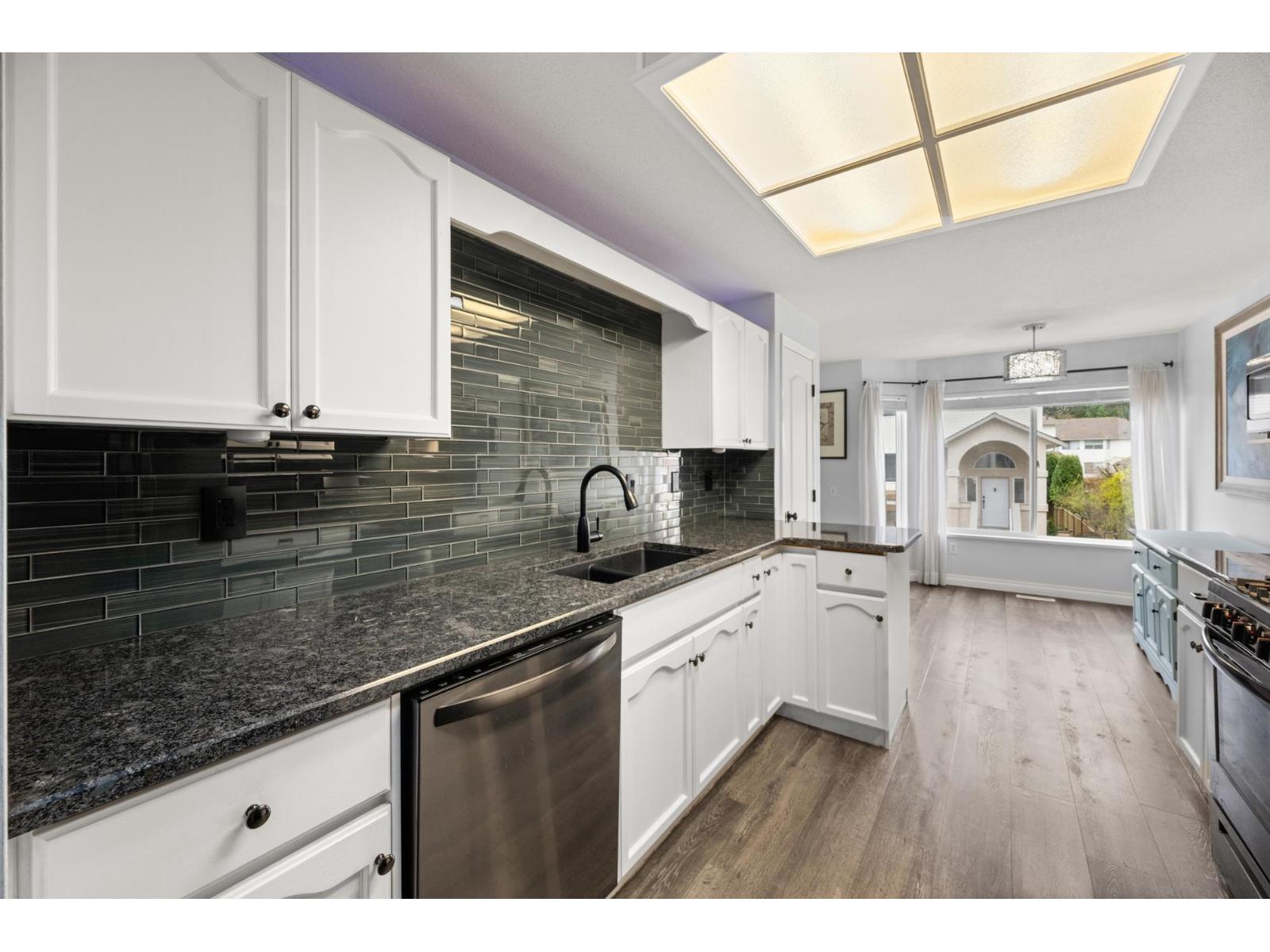 36 32339 7 Avenue, Mission, British Columbia  V2V 6T7 - Photo 12 - R3104044