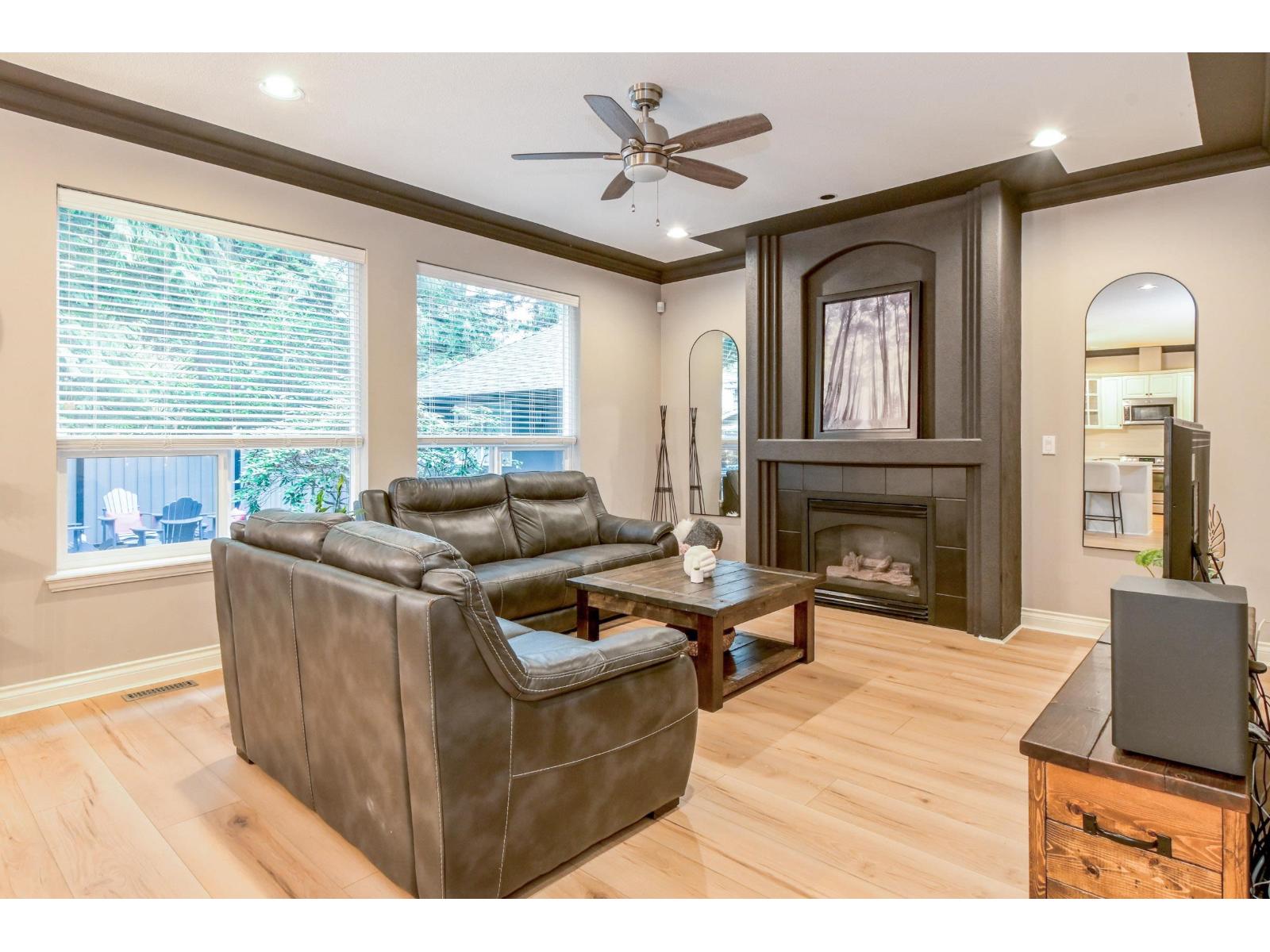 20536 46a Avenue, Langley, British Columbia  V3A 3J8 - Photo 6 - R3068799