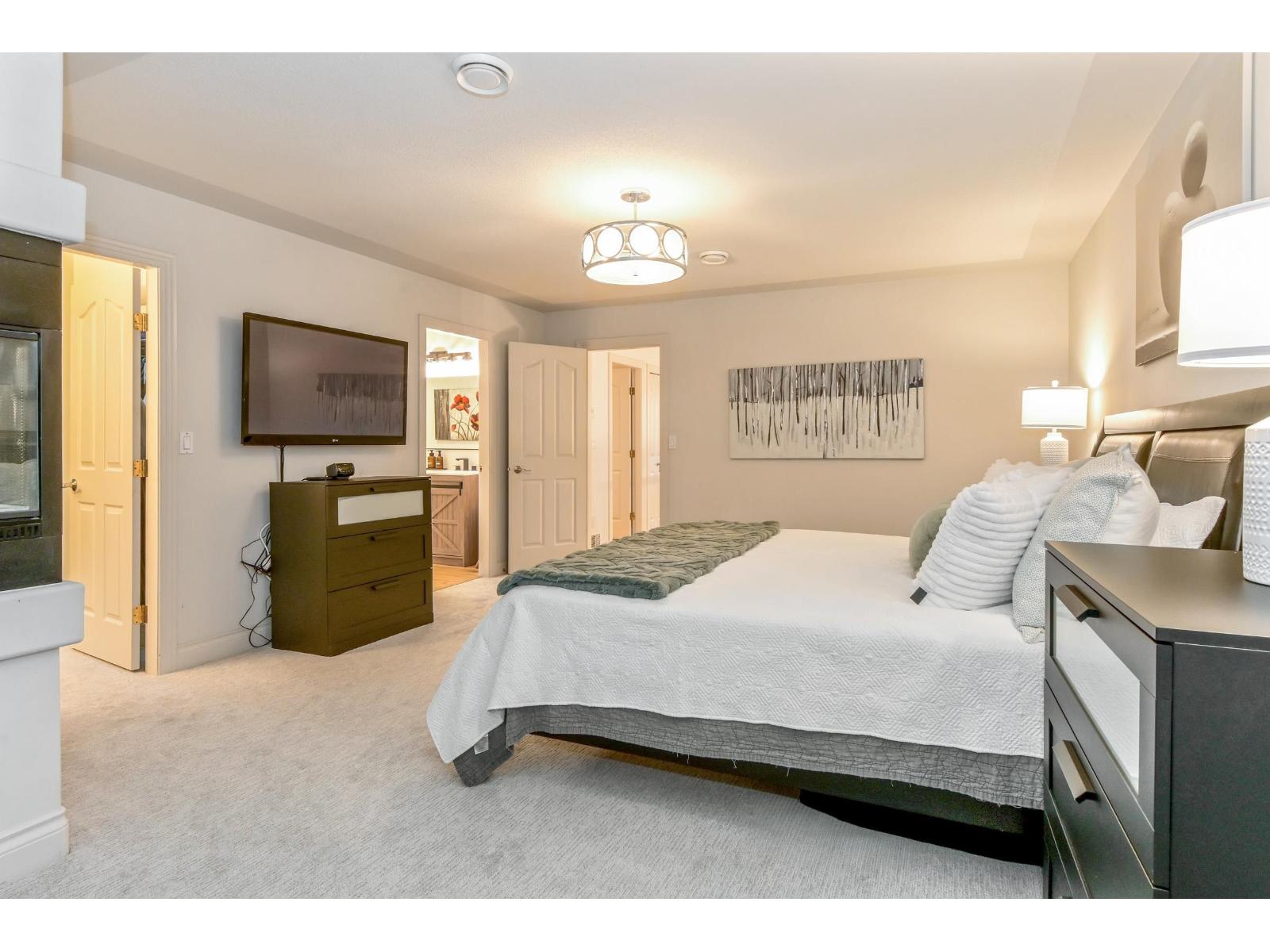 20536 46a Avenue, Langley, British Columbia  V3A 3J8 - Photo 15 - R3068799