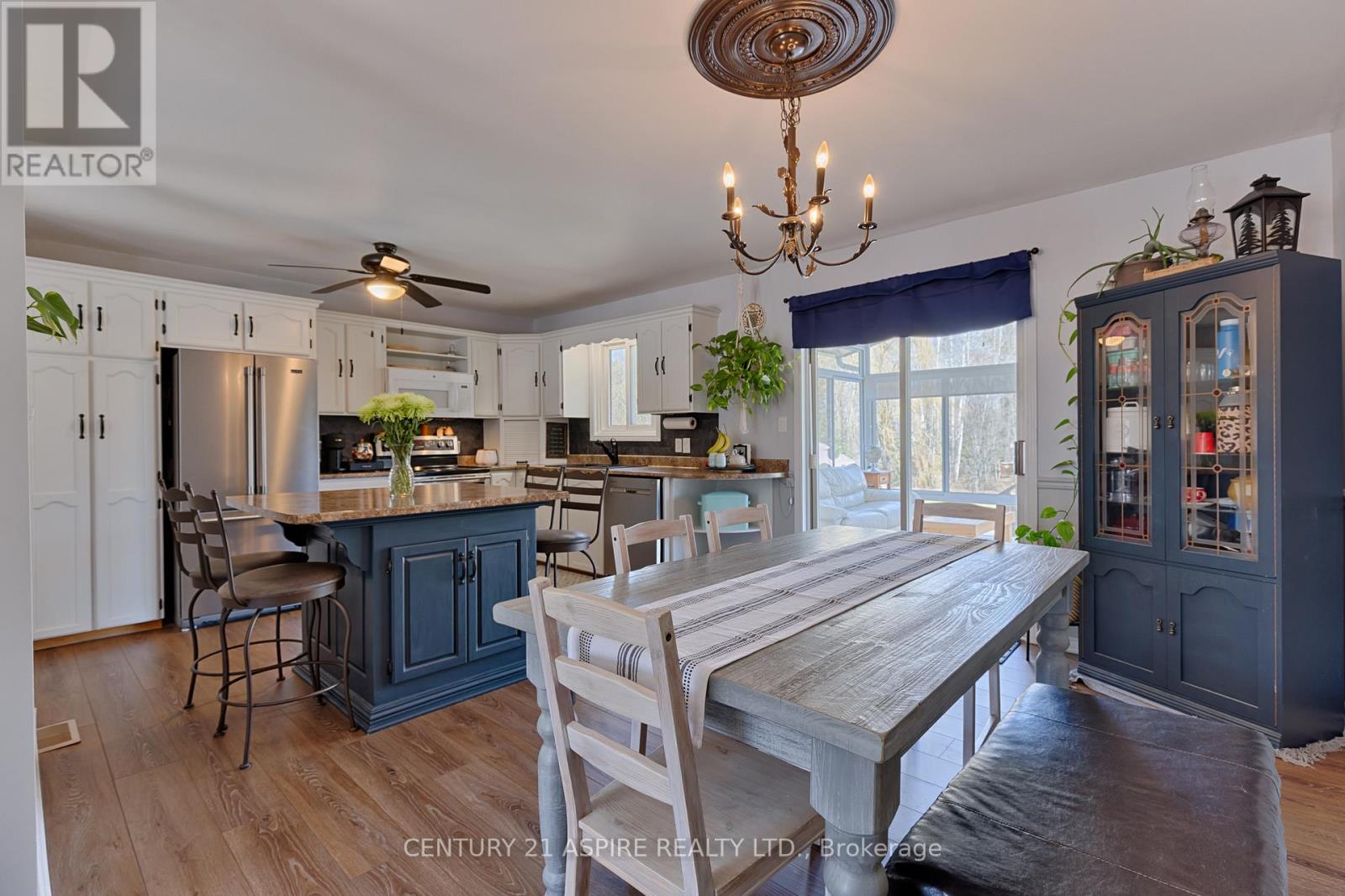 8 Ridge Drive, Laurentian Valley, Ontario  K8A 6W2 - Photo 6 - X13031104