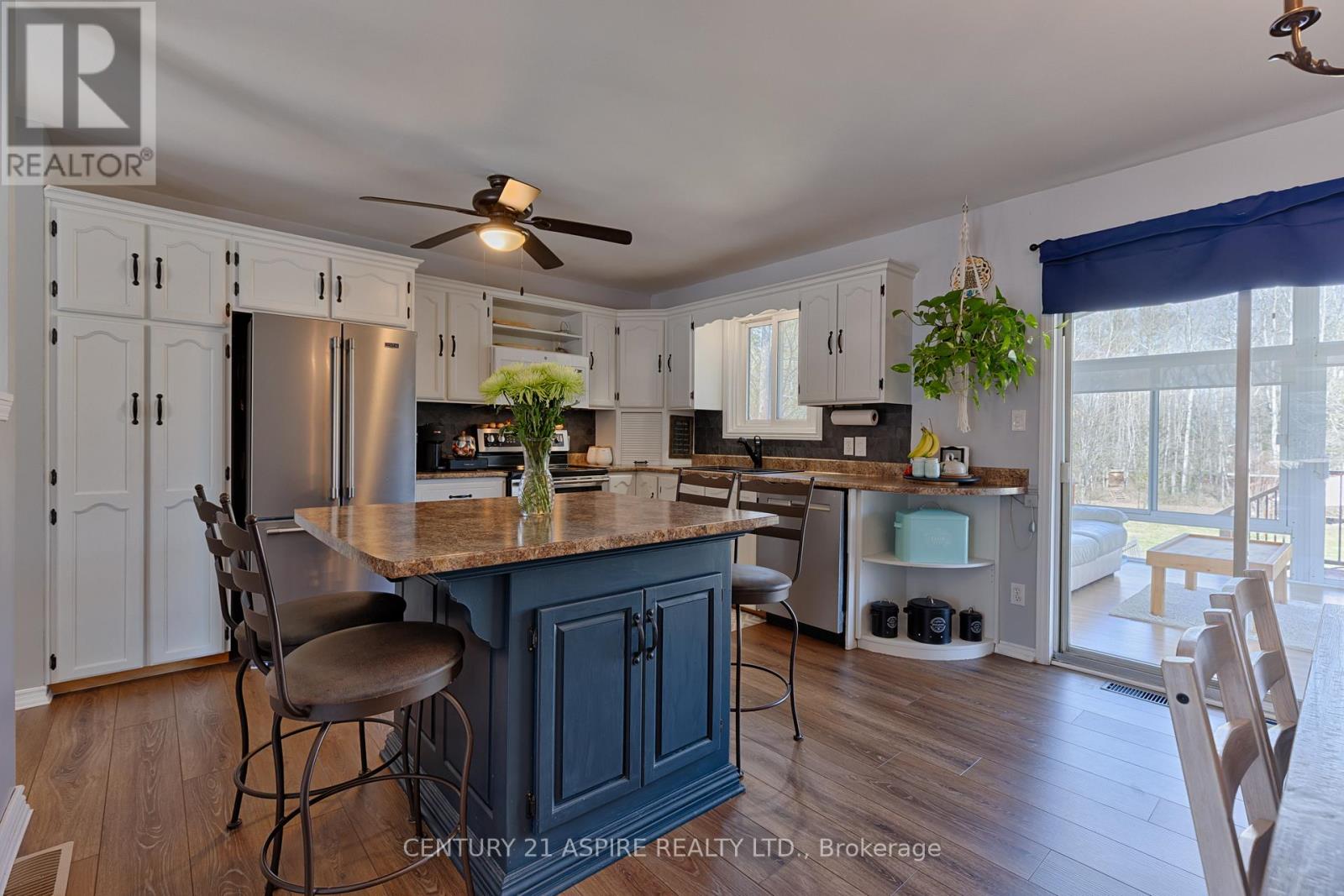 8 Ridge Drive, Laurentian Valley, Ontario  K8A 6W2 - Photo 8 - X13031104