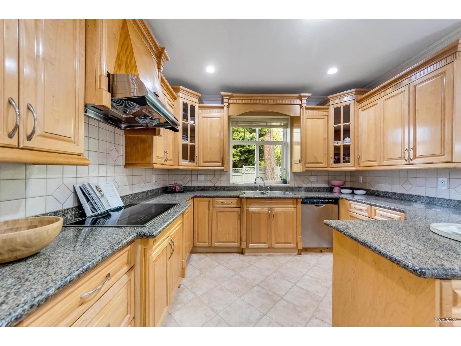 14906 23 Avenue, Surrey, British Columbia  V4A 9X2 - Photo 9 - R3112845