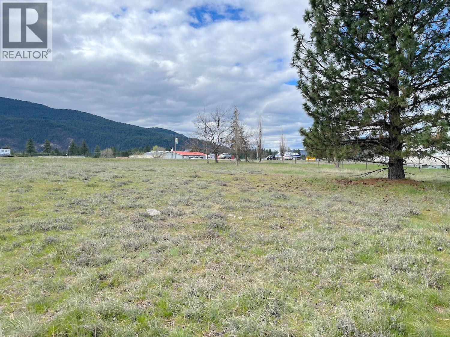 2545 Central Avenue, Grand Forks, British Columbia  V0H 1H0 - Photo 8 - 10384463