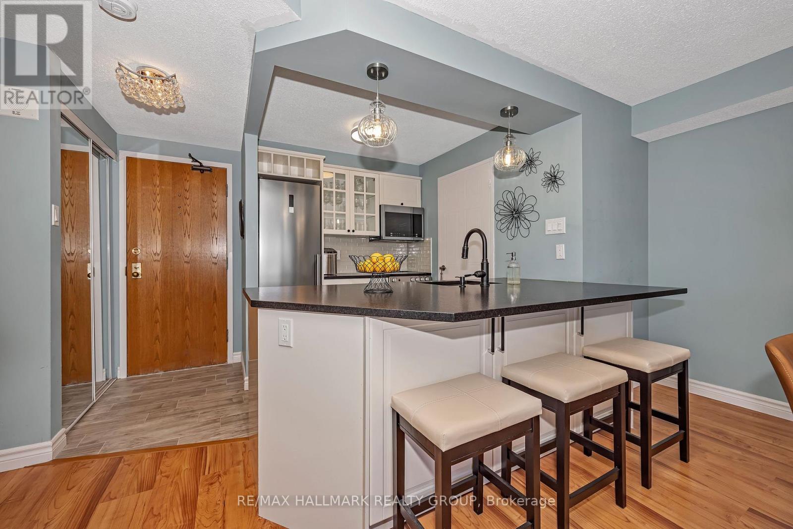 704 - 80 Sandcastle Drive, Ottawa, Ontario  K2H 9E7 - Photo 6 - X13030850