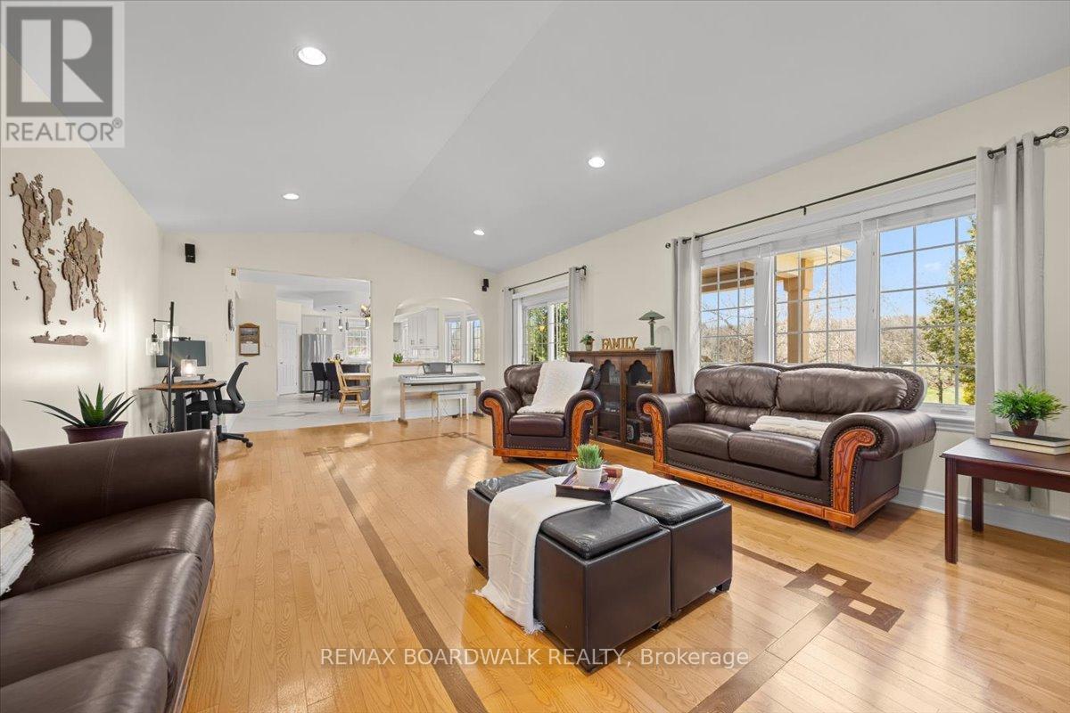 1210 Barnett Drive, Ottawa, Ontario  K4C 1C7 - Photo 11 - X13031046