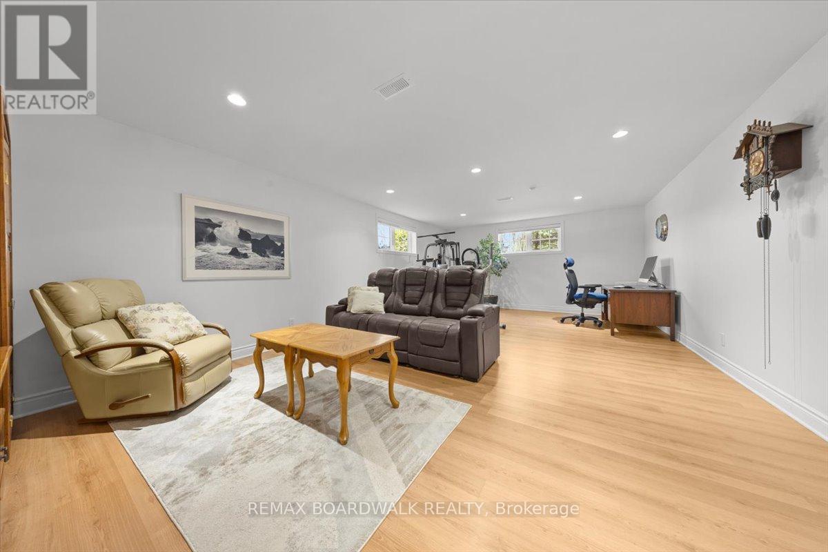 1210 Barnett Drive, Ottawa, Ontario  K4C 1C7 - Photo 21 - X13031046