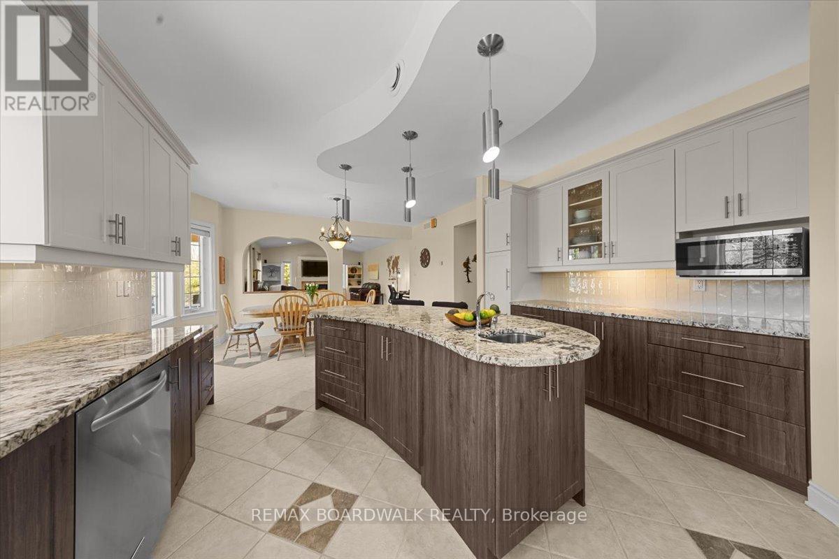 1210 Barnett Drive, Ottawa, Ontario  K4C 1C7 - Photo 6 - X13031046