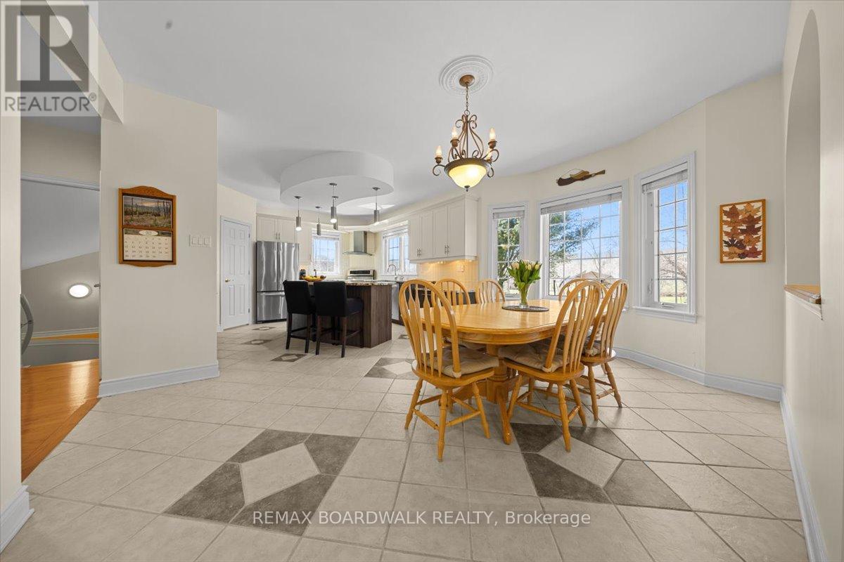 1210 Barnett Drive, Ottawa, Ontario  K4C 1C7 - Photo 8 - X13031046