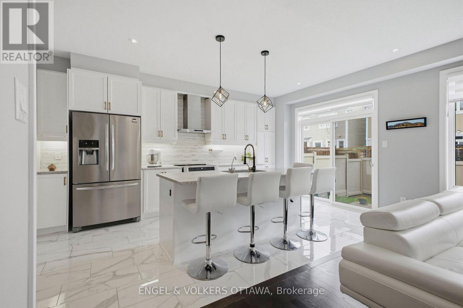 139 Switch Grass Crescent, Ottawa, Ontario  K2J 5Z3 - Photo 5 - X13031080