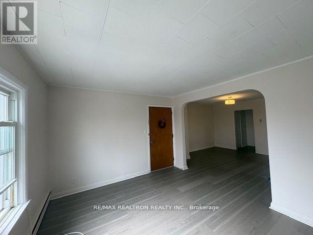 28 Mccoll Street, Quinte West, Ontario  K8V 5L3 - Photo 8 - X13030684