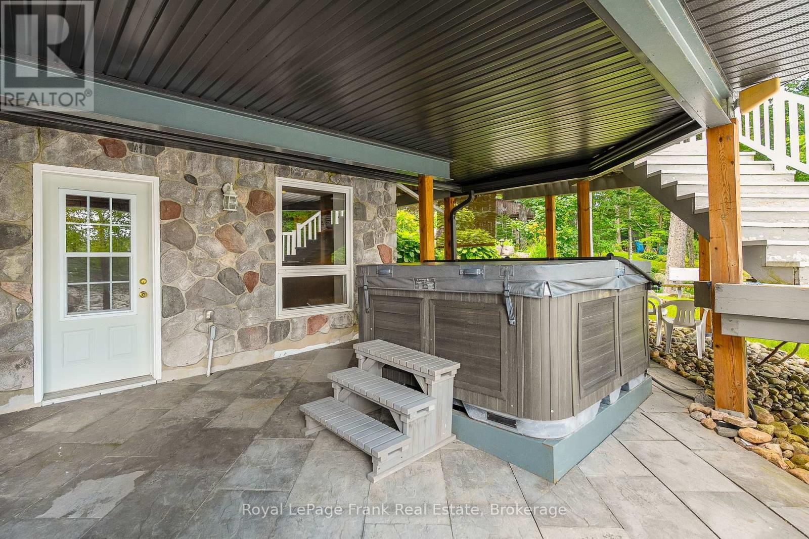 1019 Carnation Lane, Dysart Et Al, Ontario  K0M 1S0 - Photo 23 - X13030776