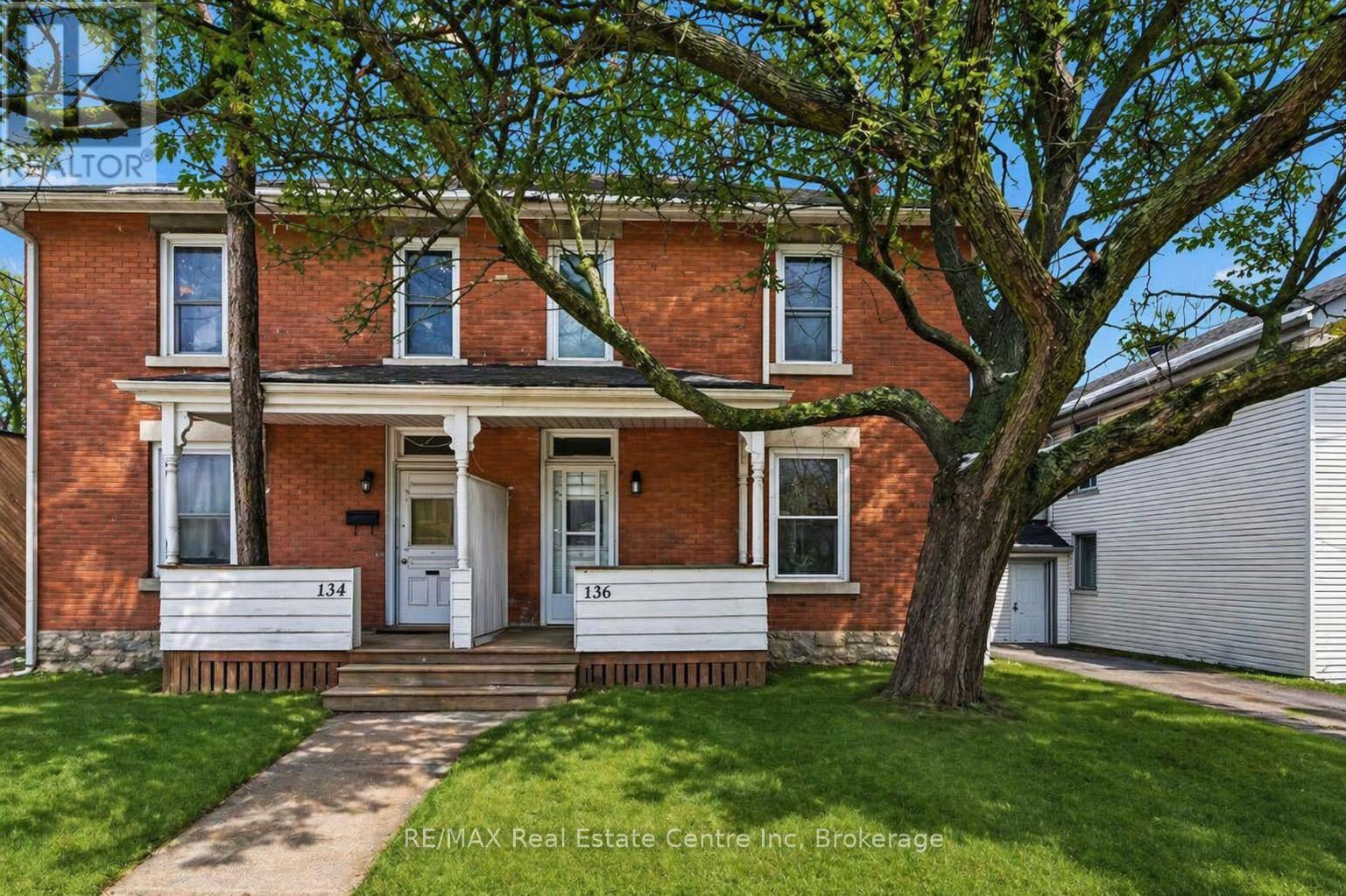 136 PAISLEY STREET, Guelph, Ontario