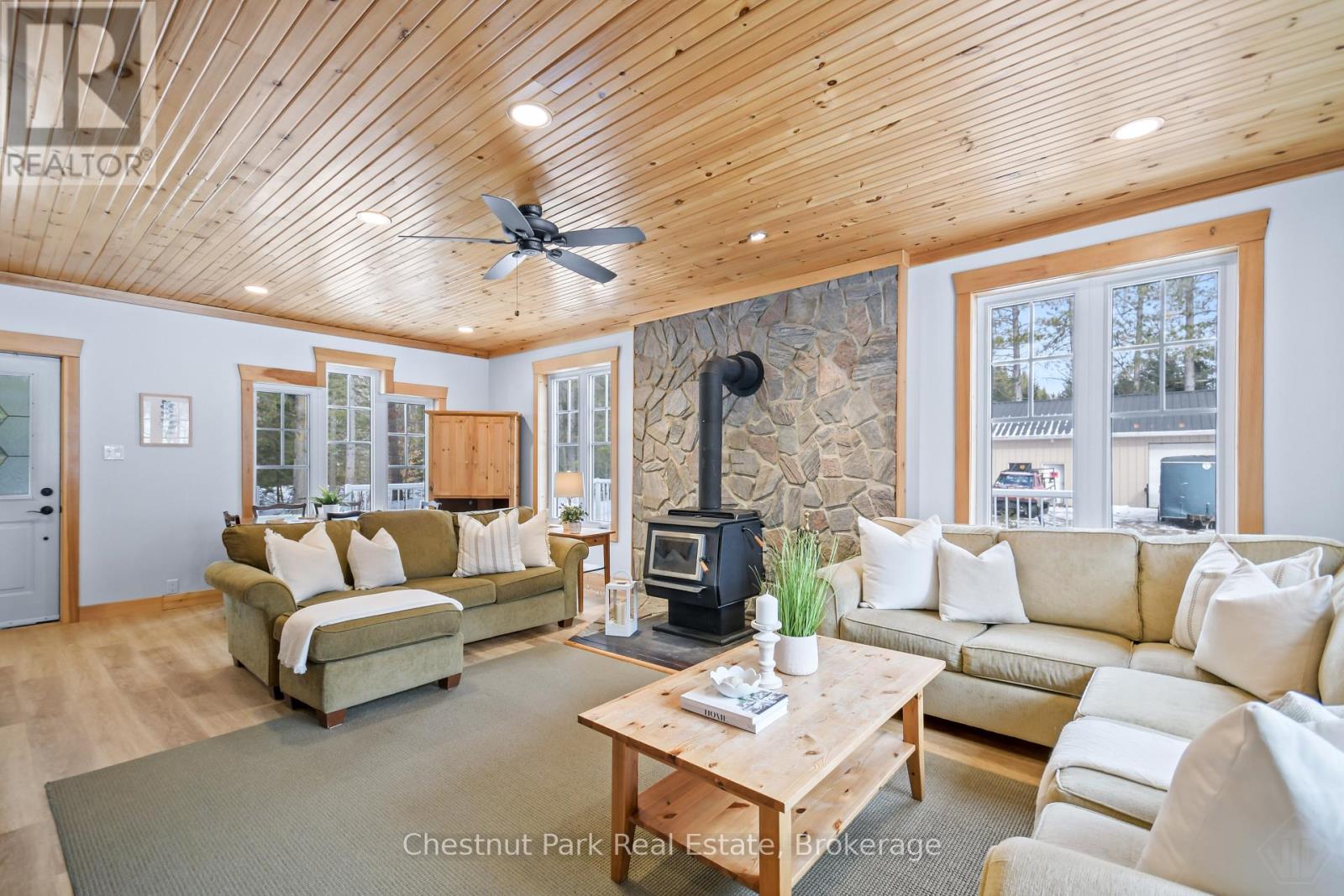 12 Emsdale Lake Road, Perry, Ontario  P0A 1M0 - Photo 26 - X12895376