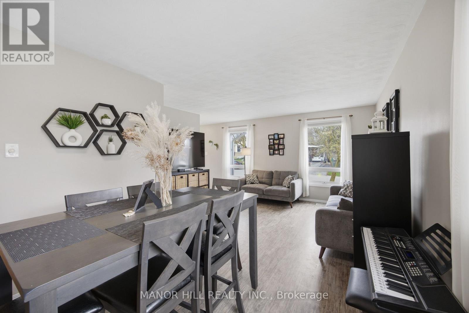 513 Havelock Drive, Waterloo, Ontario  N2L 4N8 - Photo 8 - X13028082